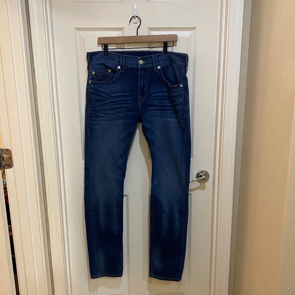 True Religion-Men's Rocco Relaxed Skinny Jean-No Flap-Dark Wash- Size 34 - Picture 1 of 12